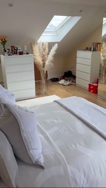 Room Bedford Road in Greater London