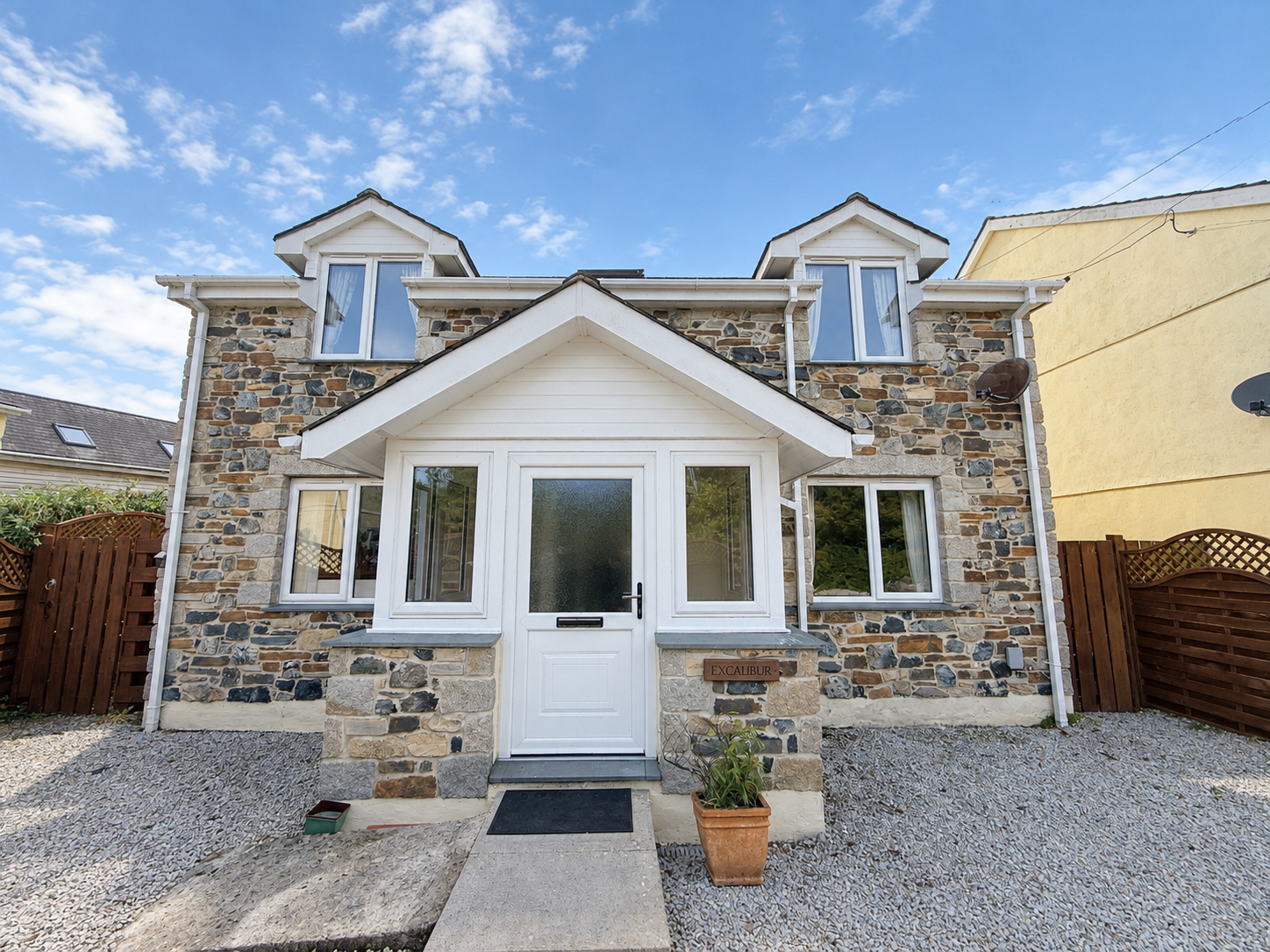House B3293 in Garras