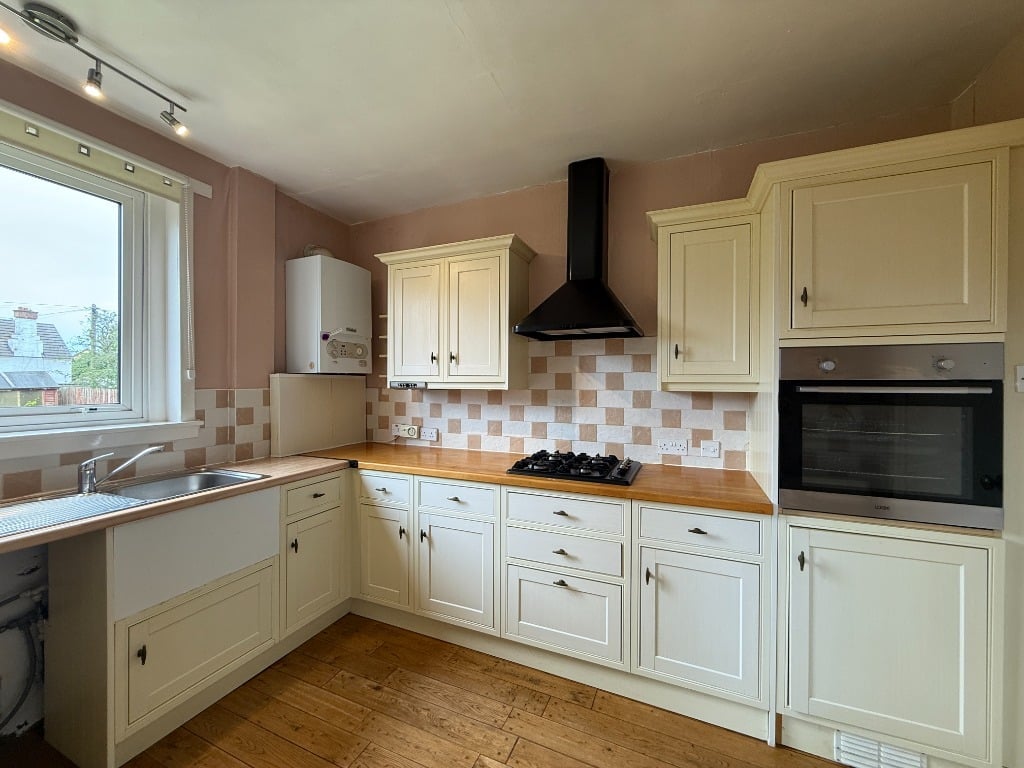 House Dalmilling Crescent in Ayr