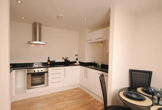 Flat Prior Road in Greater London