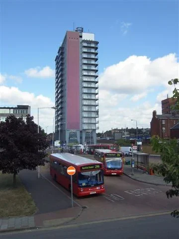 Flat Prior Road in Greater London