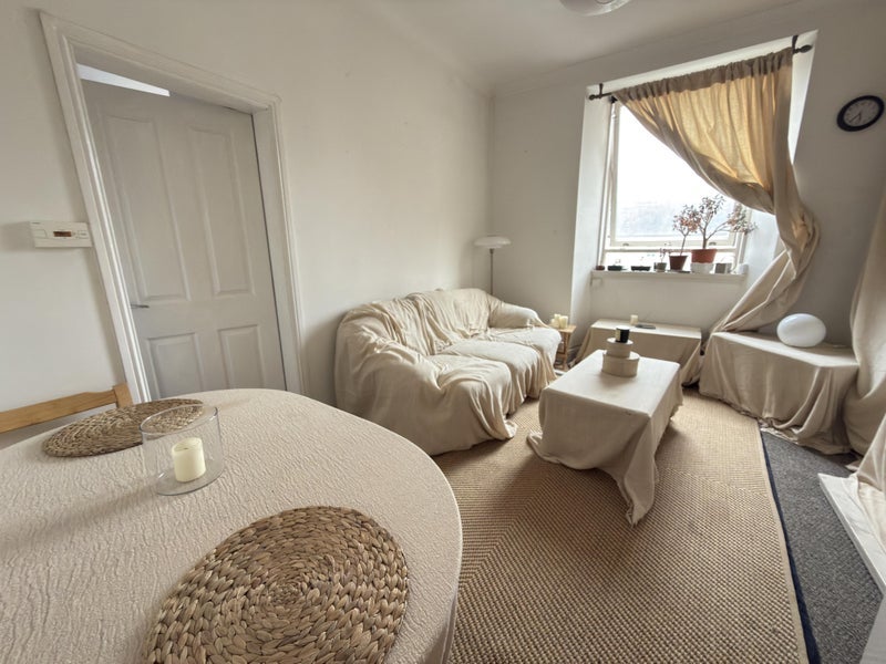 Room Deanhaugh Street in City of Edinburgh