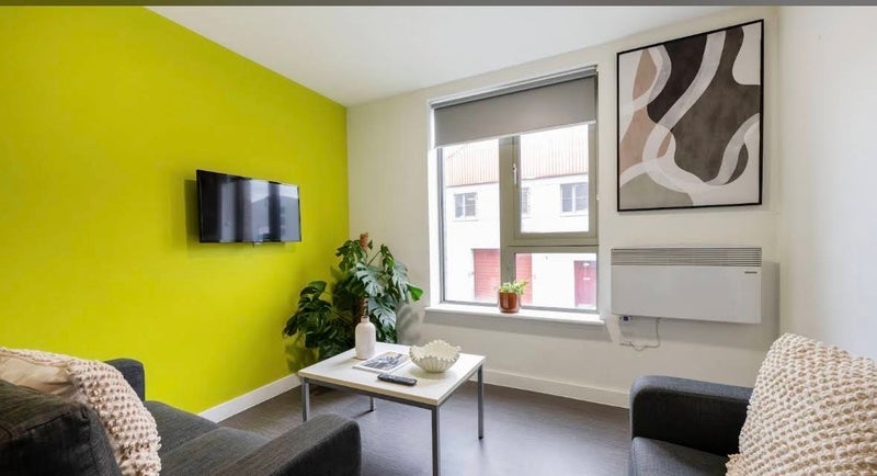 Room Kennedy Street in Glasgow