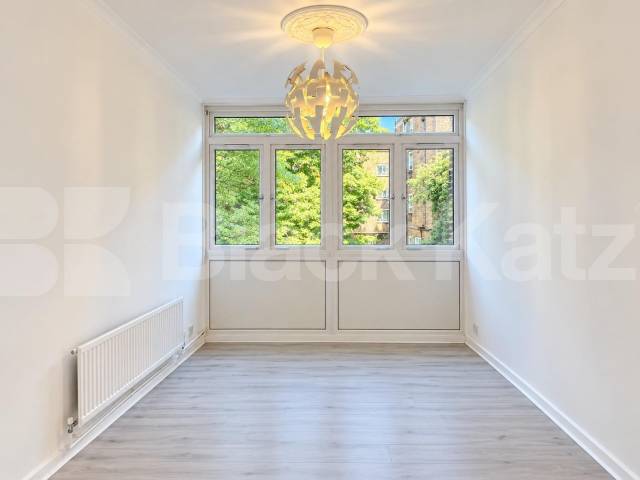 Flat Parkway in Greater London
