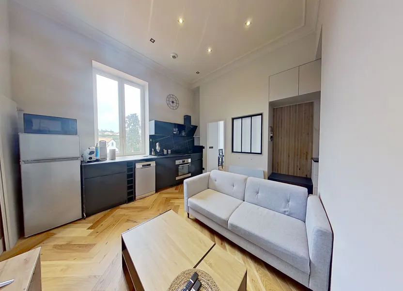 Appartement Rue de la Gare à La Tour-de-Salvagny