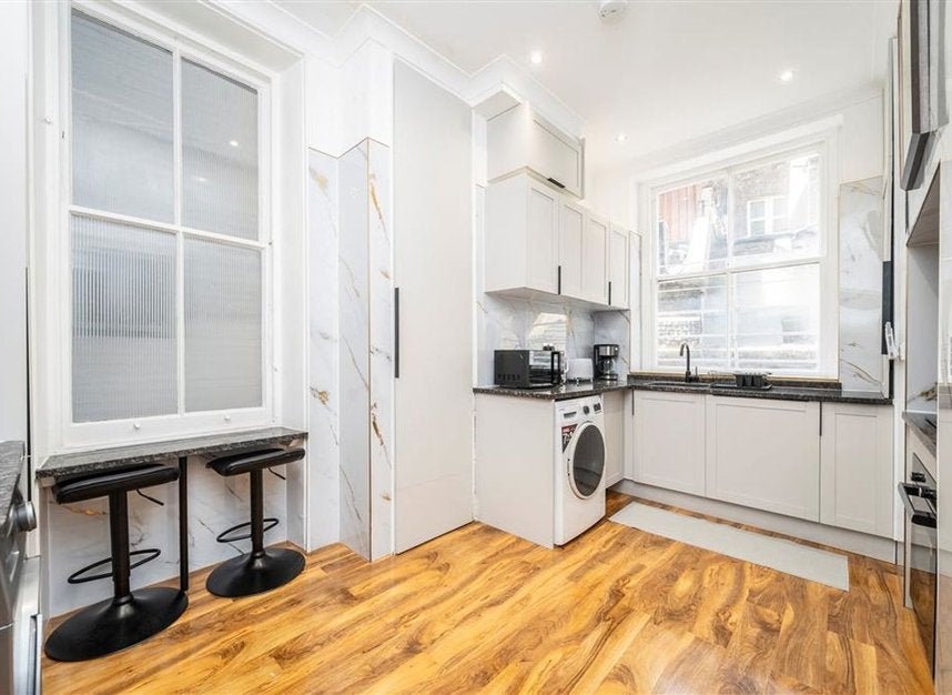 Flat Cabbell Street in City of Westminster
