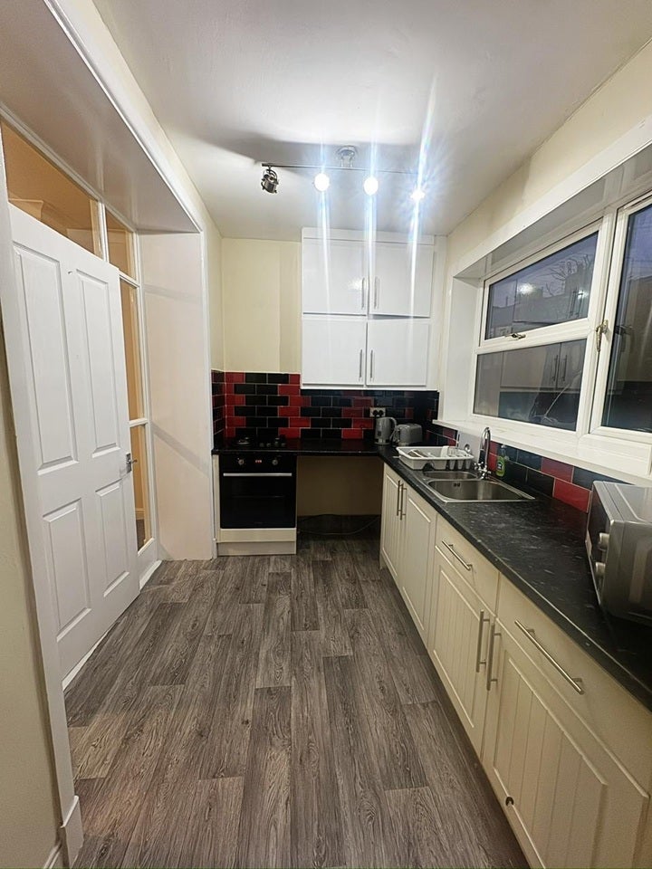 Room Russell Place in Hyndburn