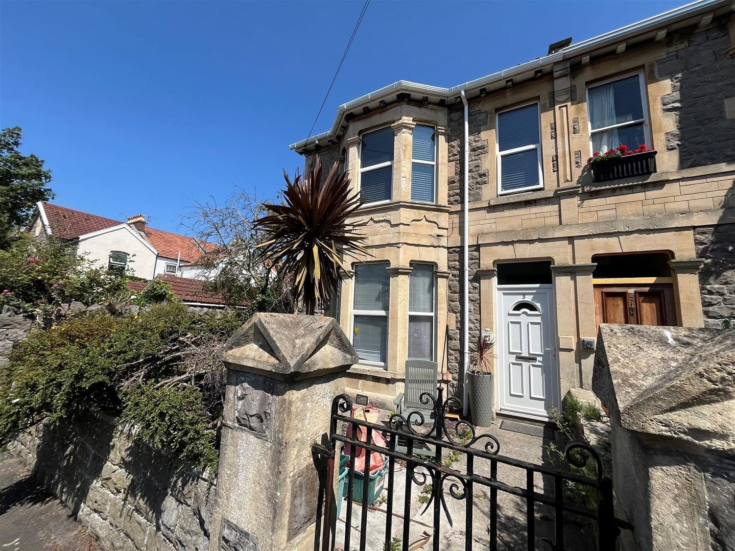 Flat Severn Avenue in Weston-super-Mare