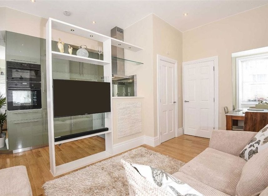 Flat Wells Street in City of Westminster