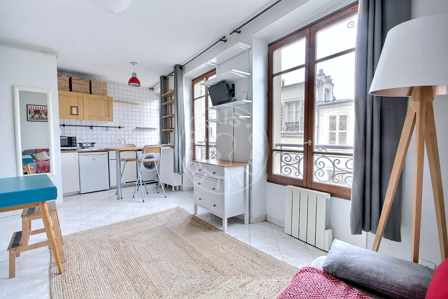 Appartement Rue du Chevalier de la Barre à Paris