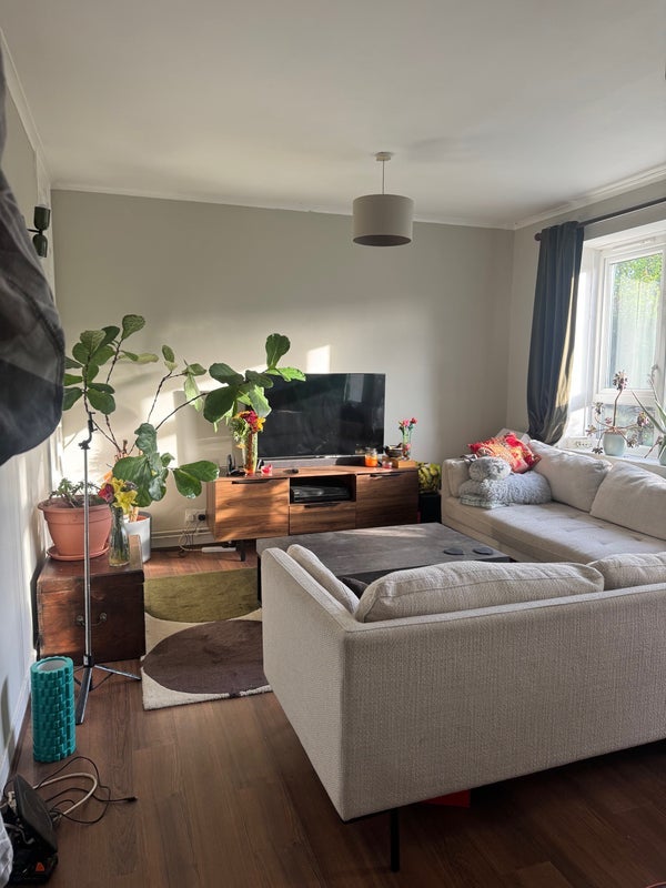 Room Moreton Close in Greater London