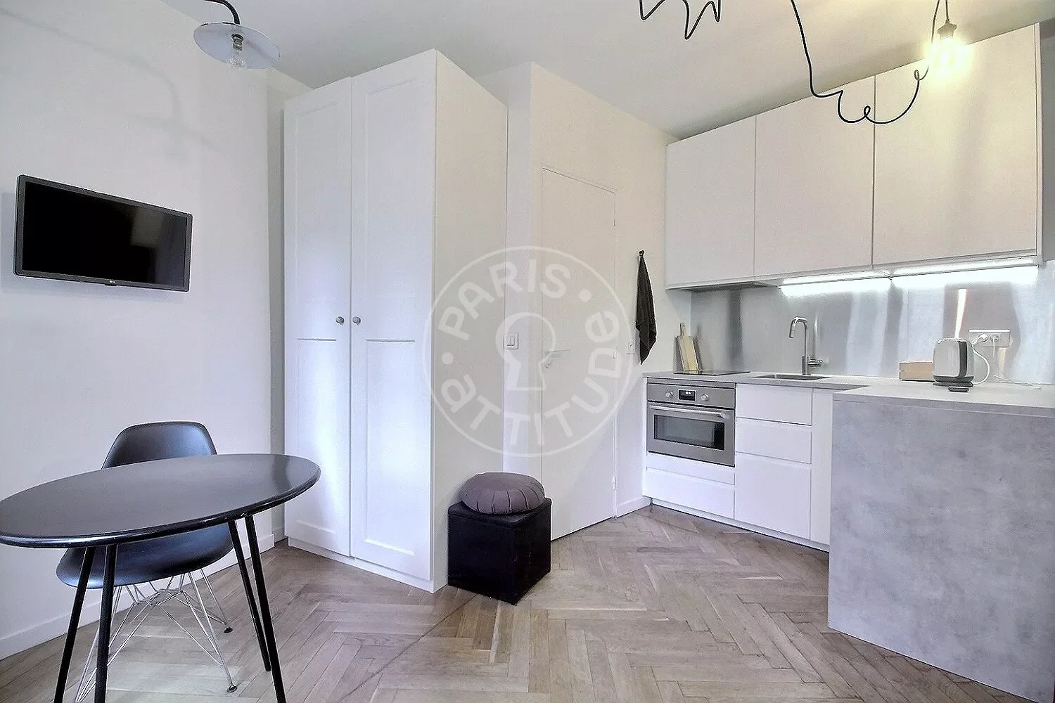 Appartement Rue des Écouffes à Paris