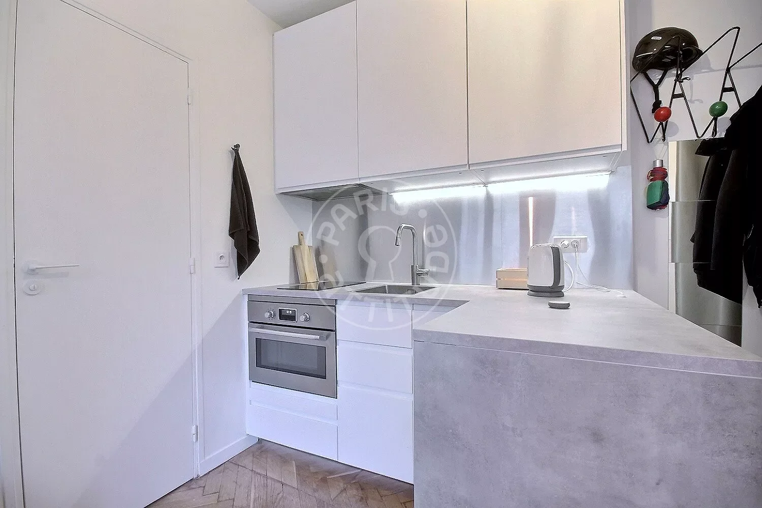 Appartement Rue des Écouffes à Paris
