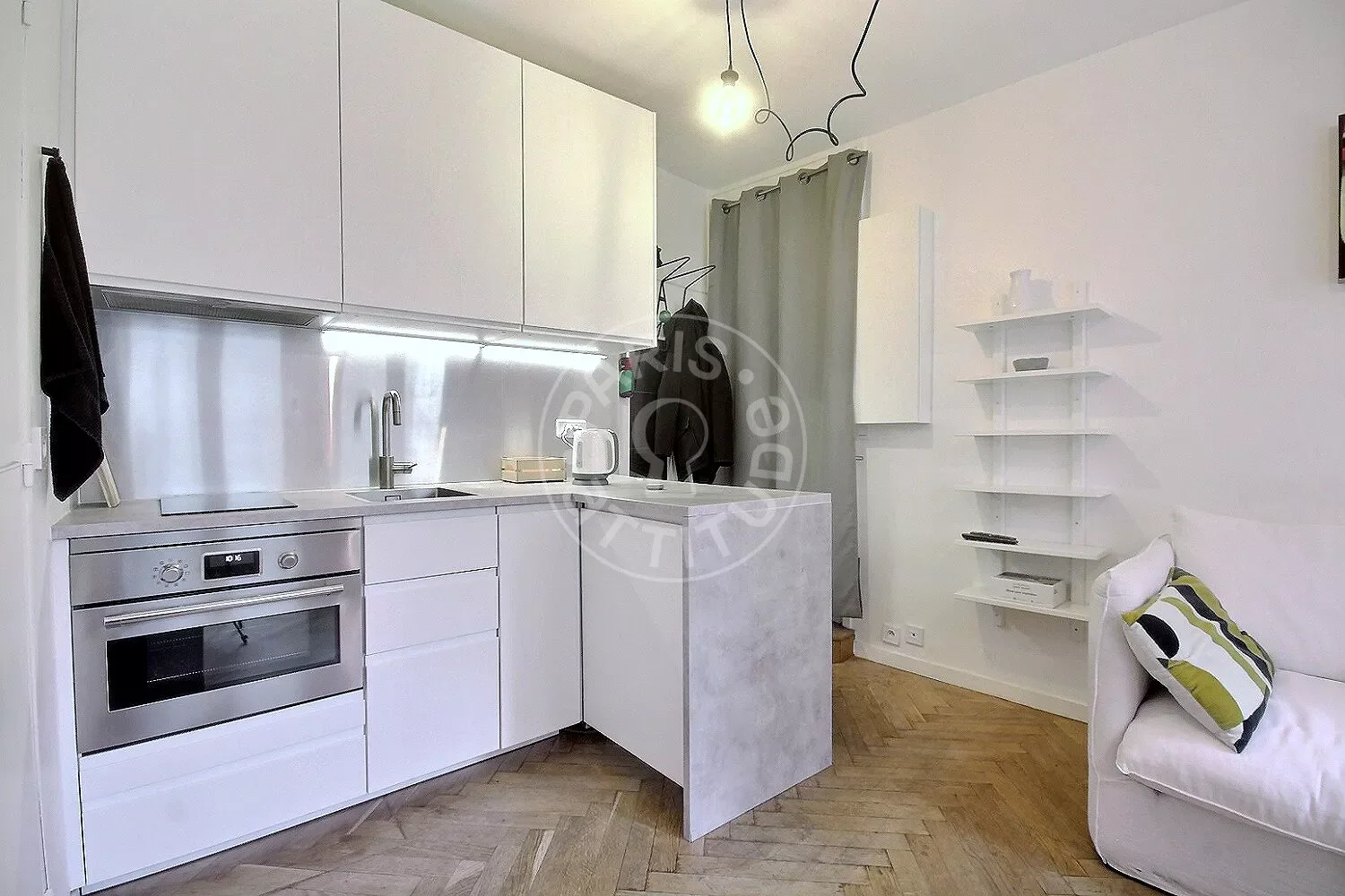 Appartement Rue des Écouffes à Paris