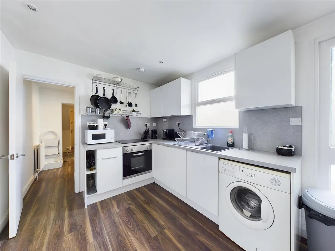 Flat Grand Parade in Brighton