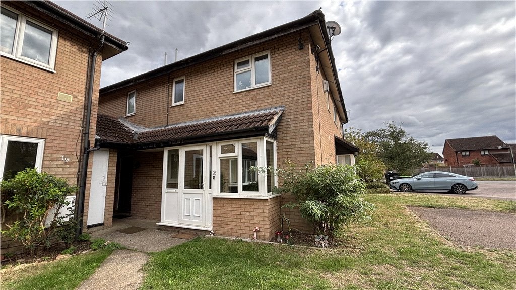 House Odell Close in Kempston