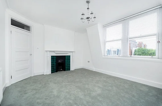 Flat Queensway in City of Westminster