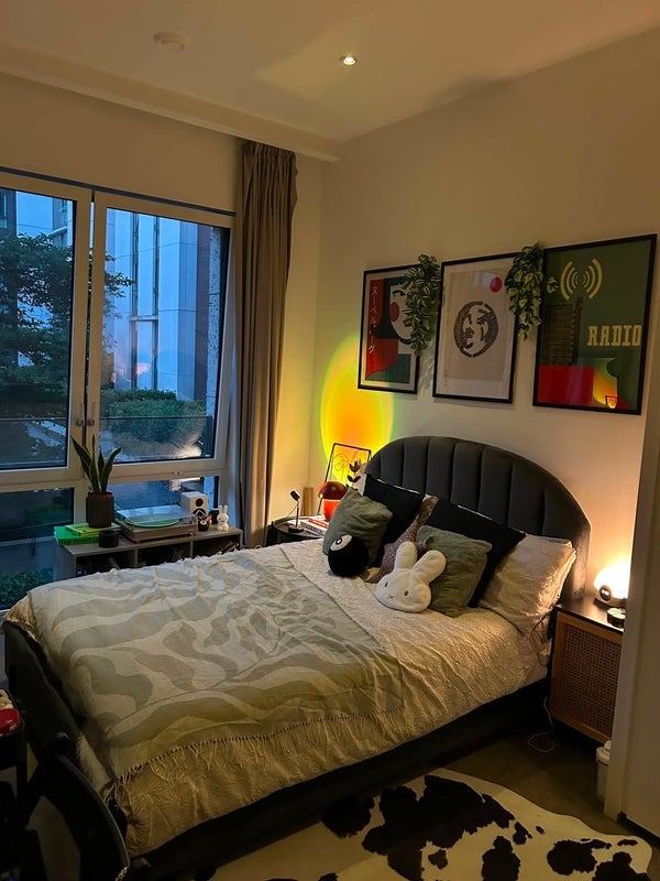 Room Logan Close in Greater London
