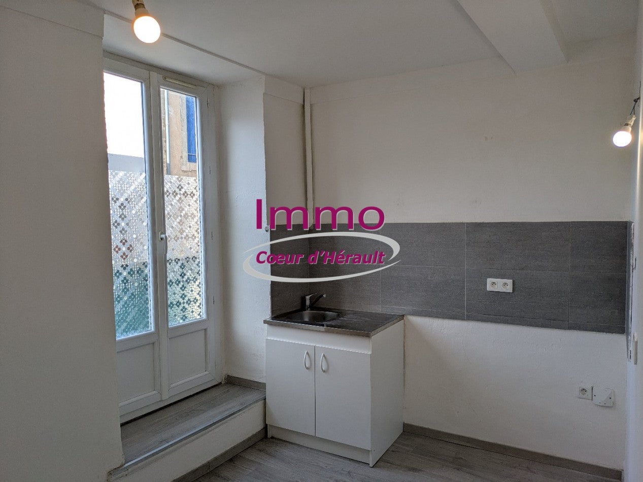 Appartement Rue Lamartine à Clermont-l'Hérault