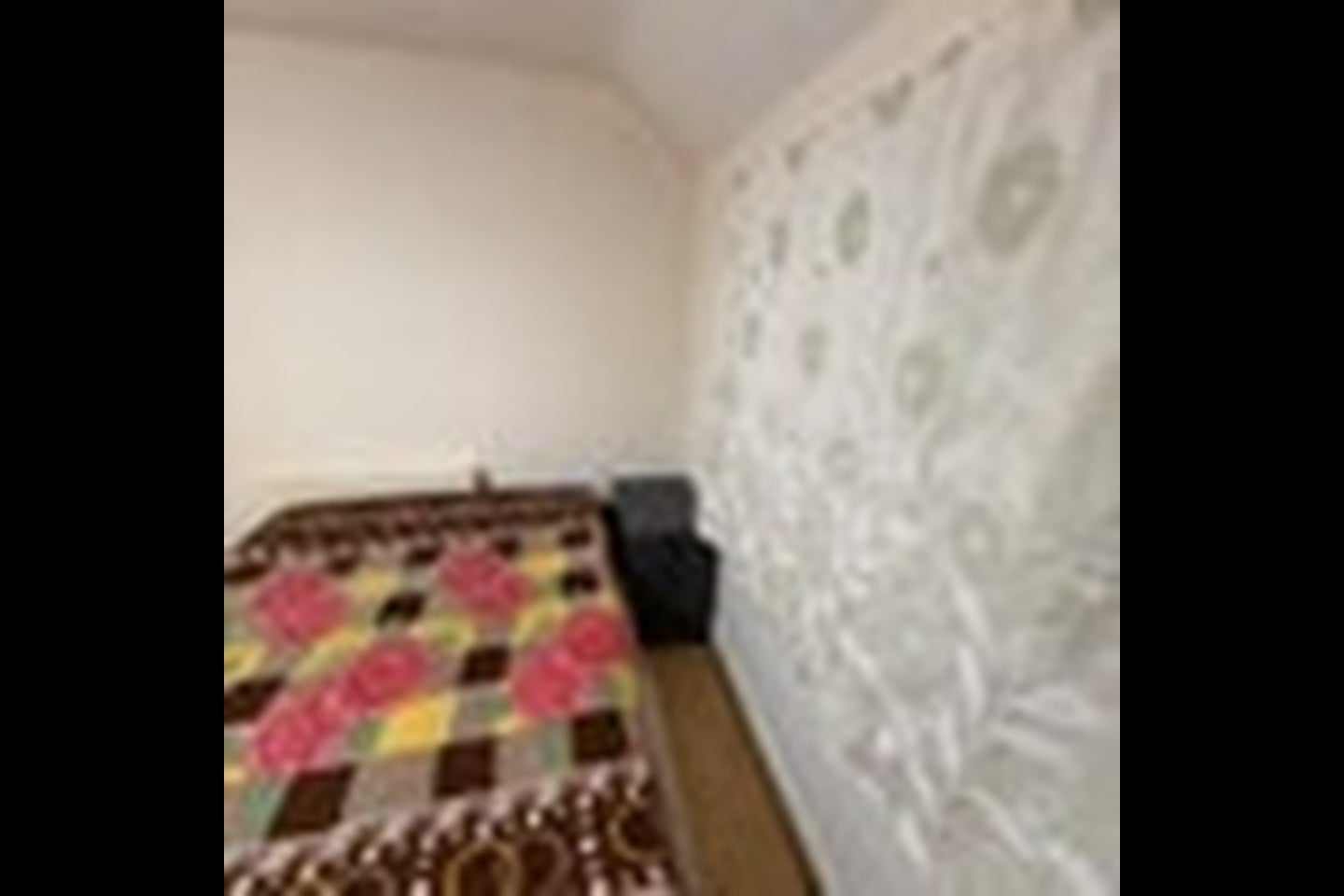 Room West Way in Greater London