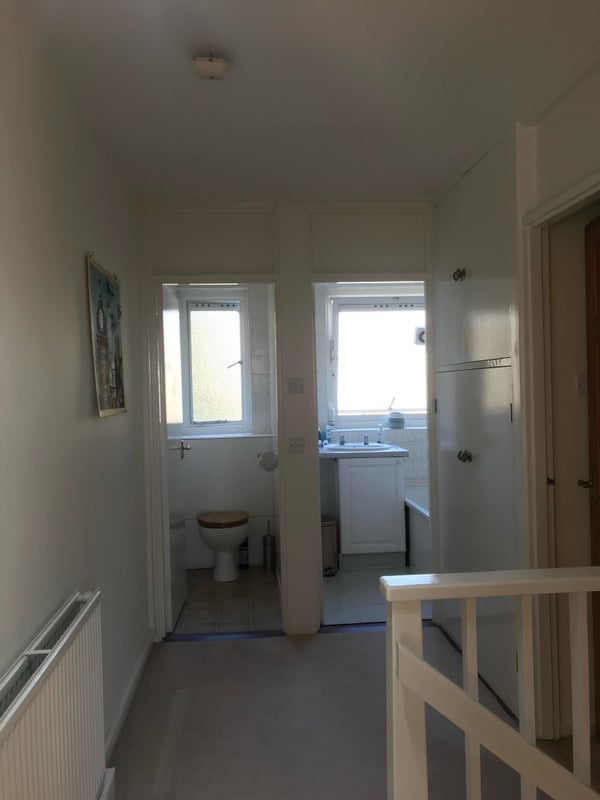 Room Culvert Road in Greater London