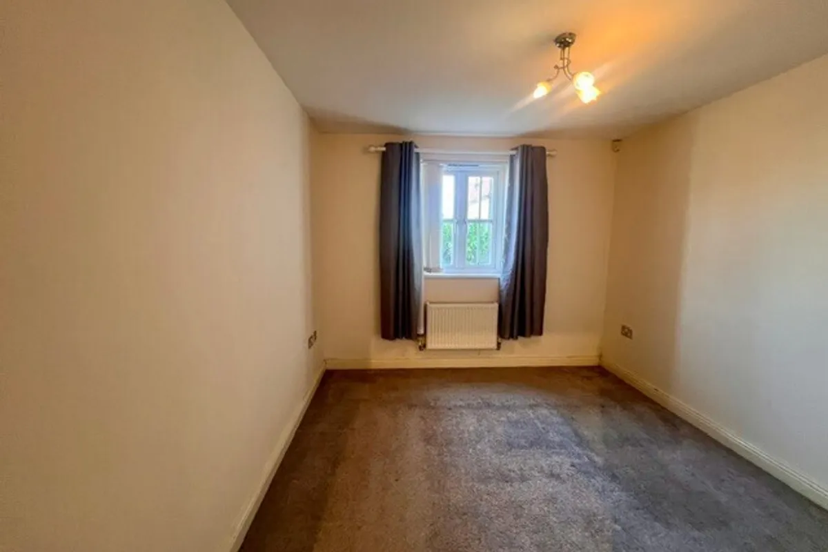 Flat Phoenix Way in Cardiff