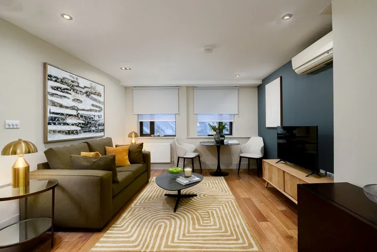 Flat Eastcheap in City of London