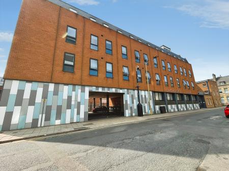 Flat Wentworth Street in Peterborough