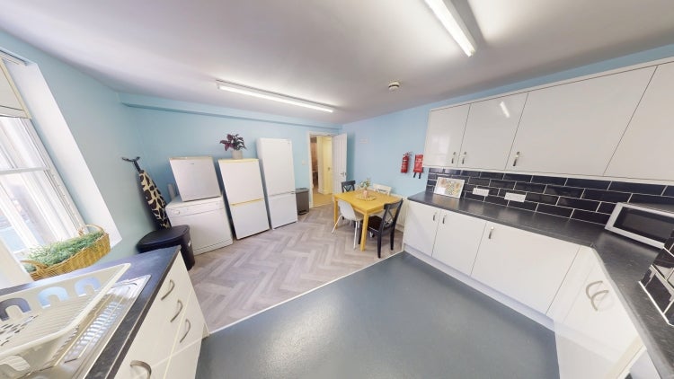 Flat Wollaton Street in Nottingham