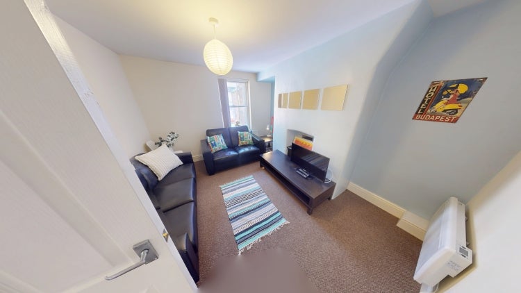 Flat Wollaton Street in Nottingham
