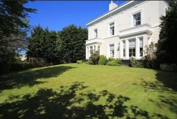 Flat Childwall Road in Liverpool