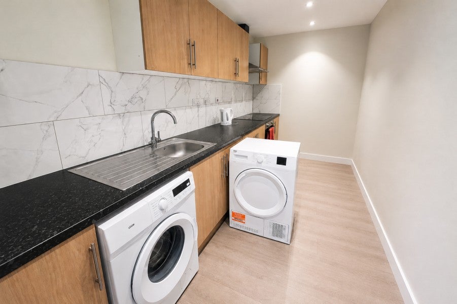 Room Lime Grove in Guildford