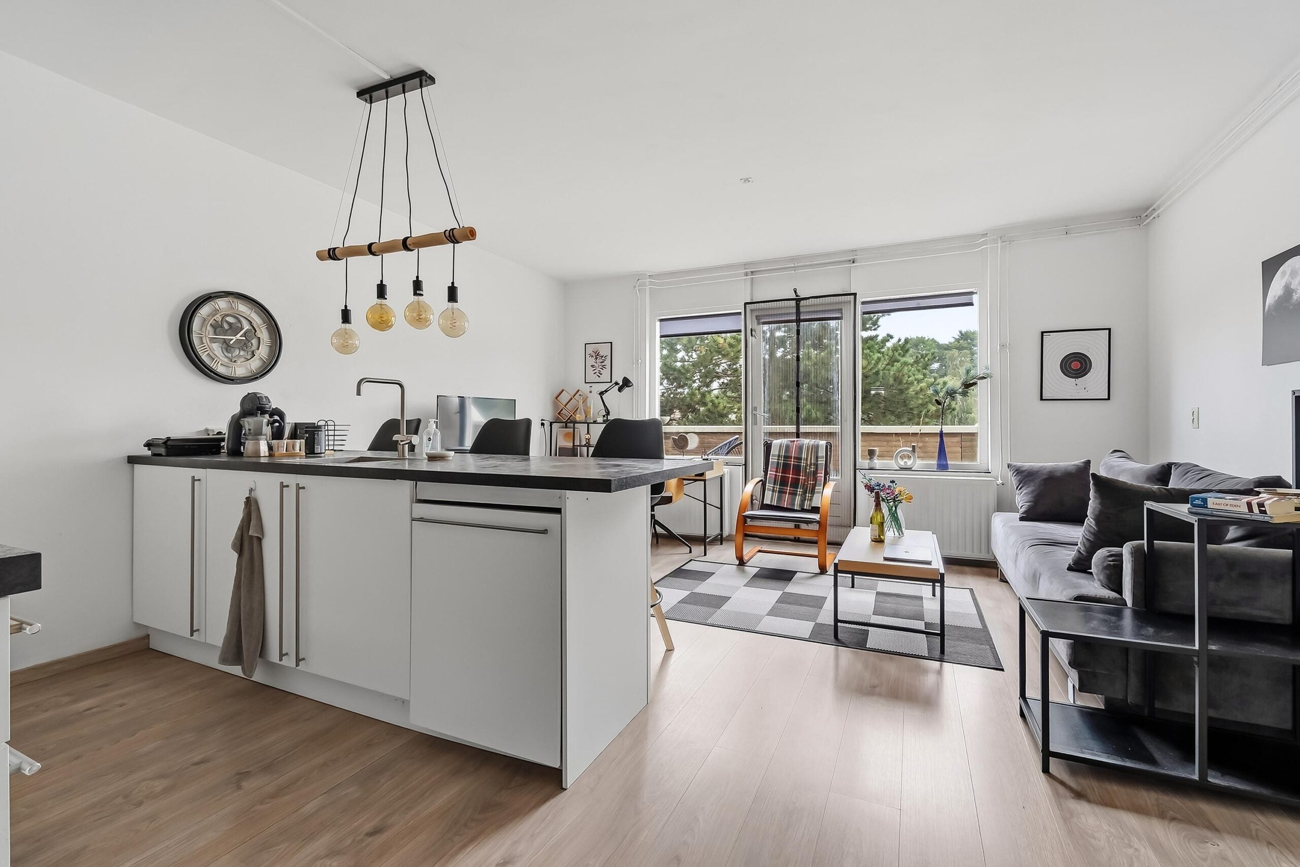 Appartement Laan van de Mensenrechten 58 in Den Haag