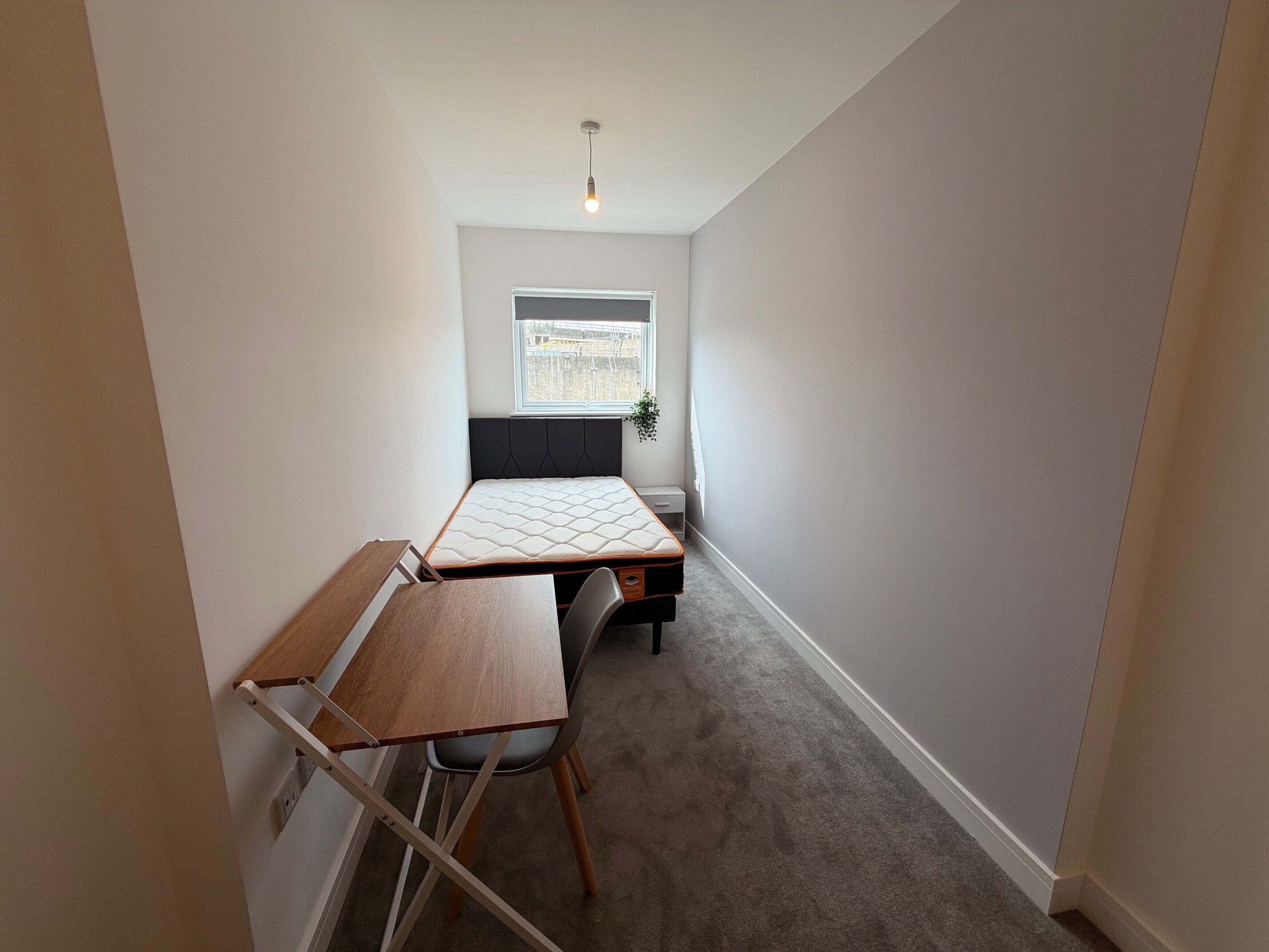 Room London Street in Bristol