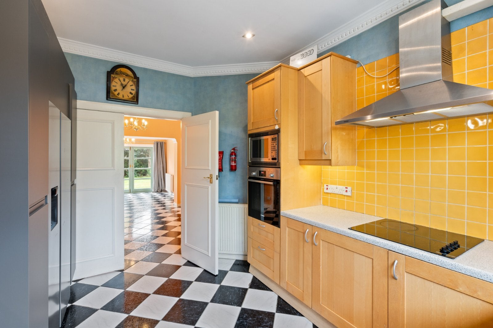 House Ormidale Terrace in City of Edinburgh