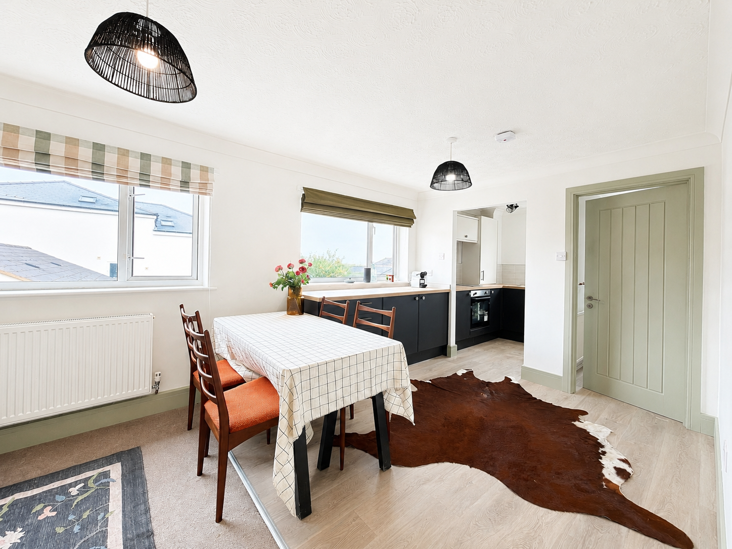 Flat Eastcott Hill in Swindon