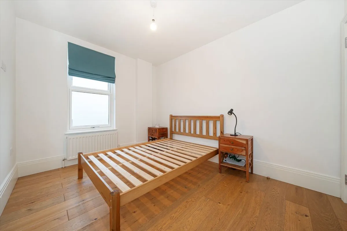 Flat Mount Mews in Greater London