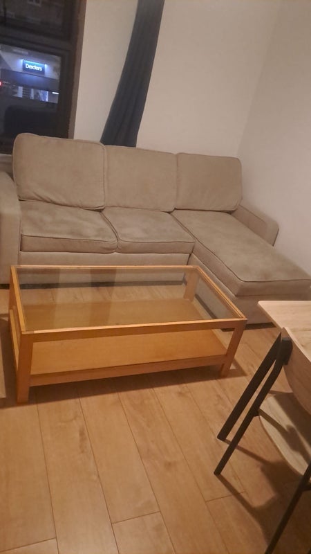 Flat Edgeley Lane in Greater London