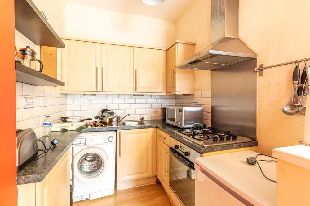 Flat Murdoch Terrace in City of Edinburgh
