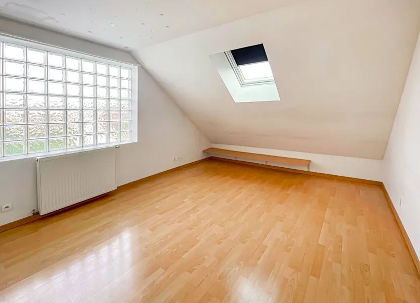 Appartement Rue Henri Bretonnet à Mézières-sur-Seine