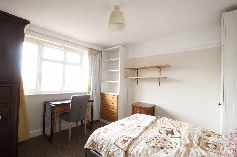 Flat Lancaster Close in Greater London
