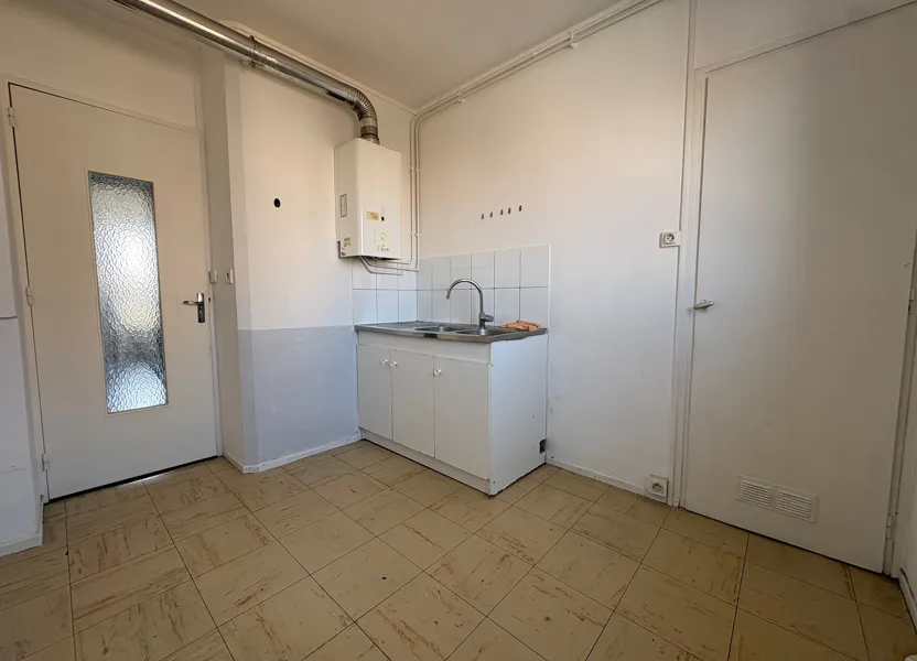 Flat Rue Michel Servet in Villeurbanne