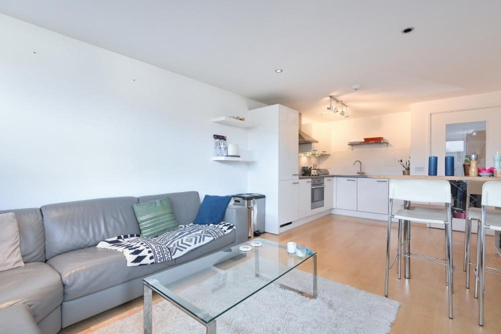 Flat Allsop Place in City of Westminster