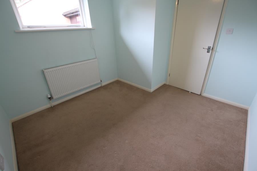 Flat Inkerman Road in Woking
