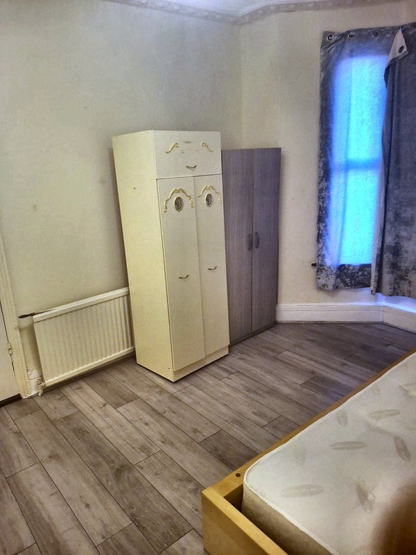 Room Piedmont Road in Greater London