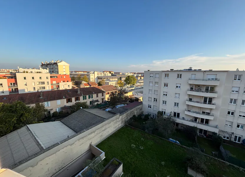 Appartement Rue Léon Fabre à Villeurbanne
