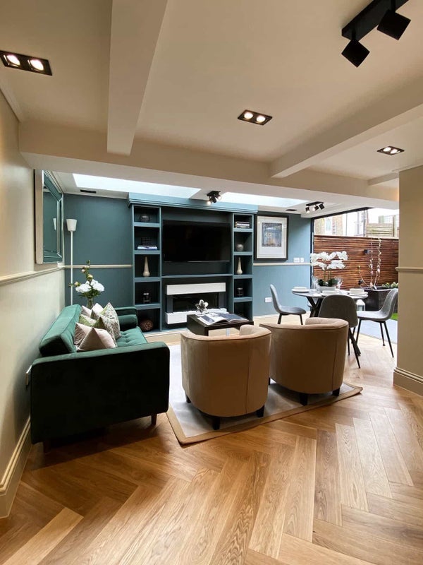 Room Broughton Road in Greater London