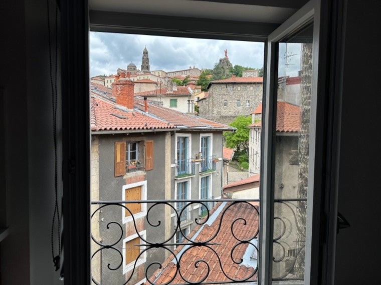 Appartement Rue Chevaliers Saint-Jean à Le Puy-en-Velay