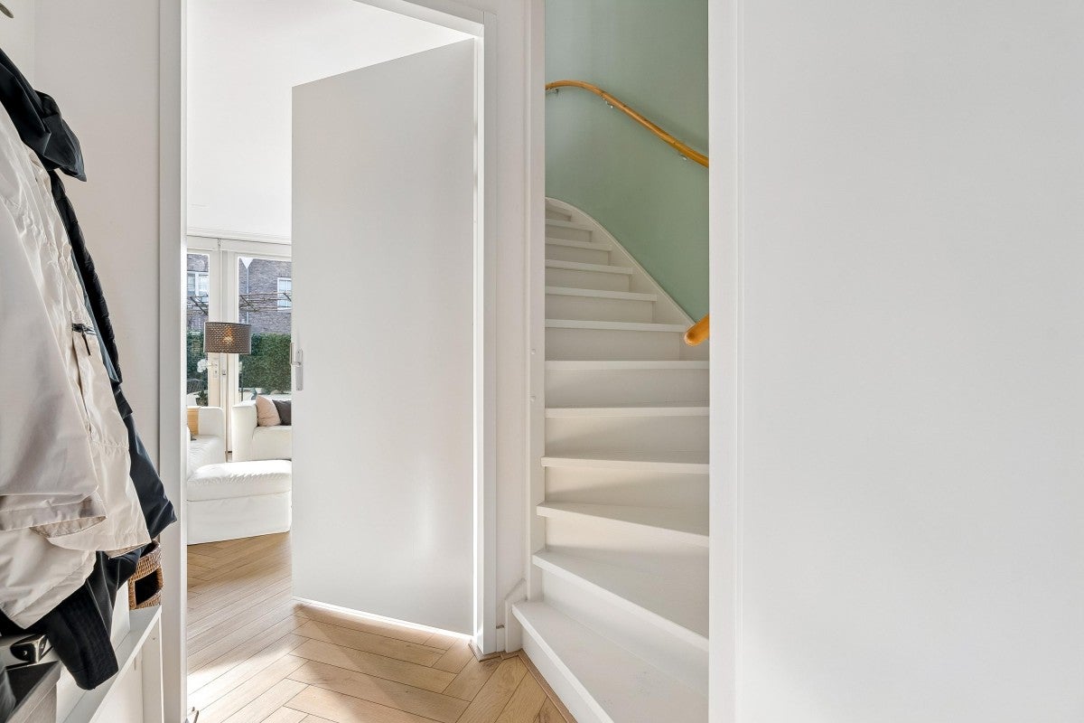 Hoekwoning te koop: Otto Sternstraat 16, Almere