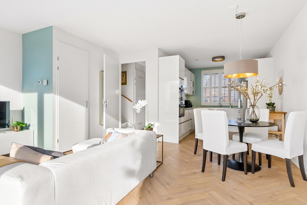 Hoekwoning te koop: Otto Sternstraat 16, Almere